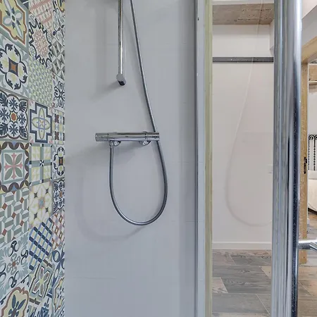 Concordia - Beautiful Flat, Spacious, 4 , 2 Bath Barcelone