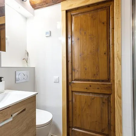 Concordia - Beautiful Flat, Spacious, 4 , 2 Bath Appartement Barcelone