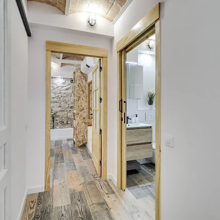 Concordia - Beautiful Flat, Spacious, 4 , 2 Bath Appartement Barcelone