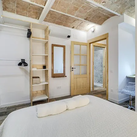 Concordia - Beautiful Flat, Spacious, 4 , 2 Bath Appartement