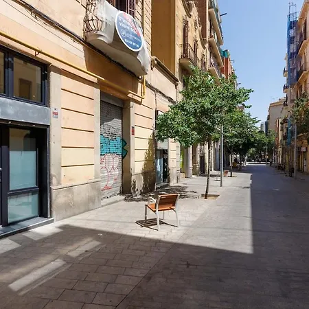 Concordia - Beautiful Flat, Spacious, 4 , 2 Bath Appartement Barcelone