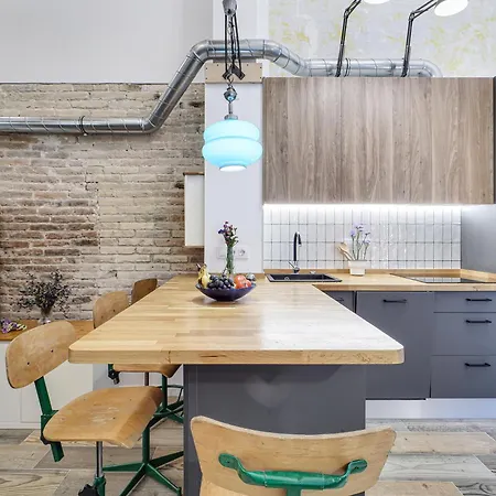 Apartment Concordia - Beautiful Flat, Spacious, 4 , 2 Bath *