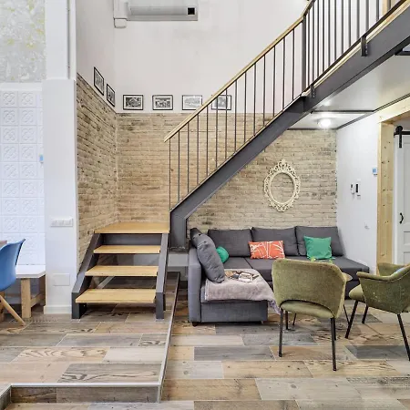 Apartment Concordia - Beautiful Flat, Spacious, 4 , 2 Bath *