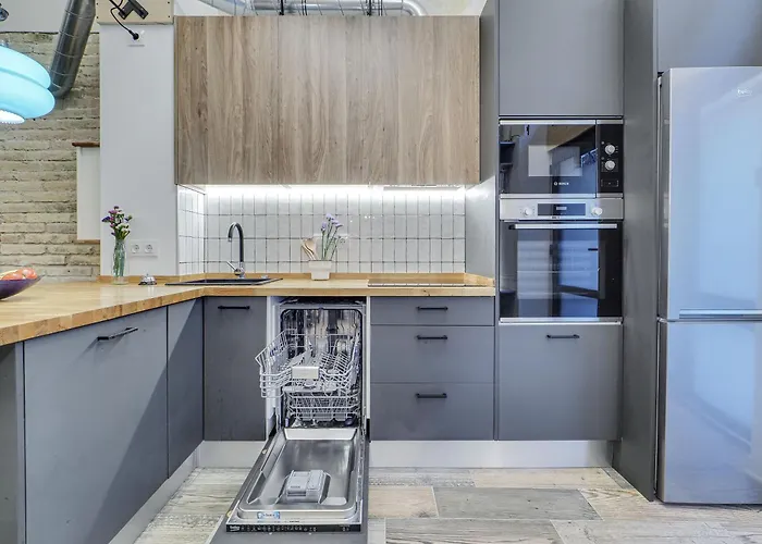 Concordia - Beautiful Flat, Spacious, 4 , 2 Bath * Barcelona