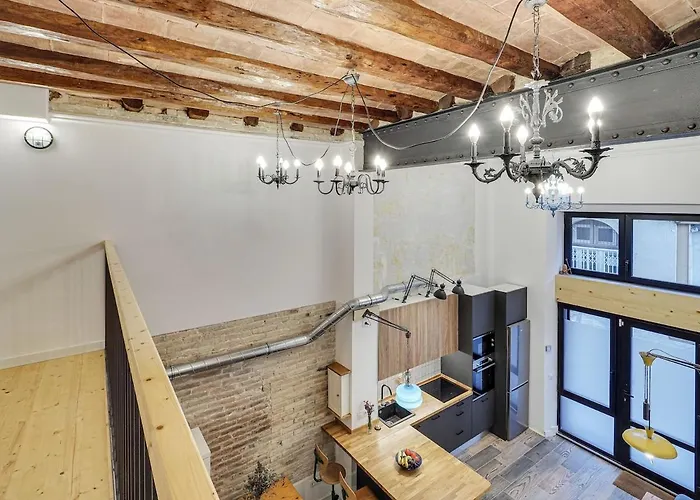 Concordia - Beautiful Flat, Spacious, 4 , 2 Bath * Barcelona