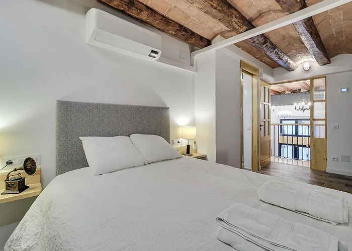 Concordia - Beautiful Flat, Spacious, 4 , 2 Bath Apartament