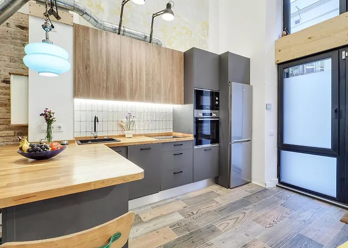 Apartament Concordia - Beautiful Flat, Spacious, 4 , 2 Bath Barcelona