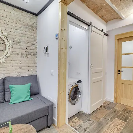 Concordia - Beautiful Flat, Spacious, 4 , 2 Bath Lejlighed