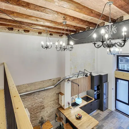 Concordia - Beautiful Flat, Spacious, 4 , 2 Bath * Barcellona
